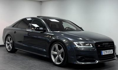 2017 Audi S8 Plus 4.0 V8 Q *Carbon*Keramiska*Taklucka*Bose*Se Spec – bild 1