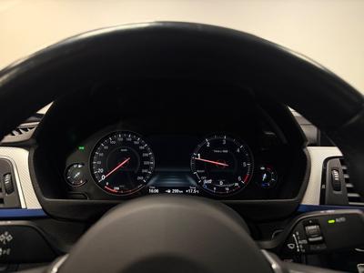 2018 BMW 320D Sedan M Sport · Taklucka · Navi · Läder – bild 17