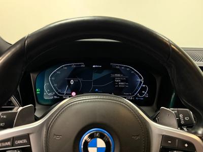 2022 BMW 330e Touring M Sport *Navi*Drag*Cockpit* – bild 18