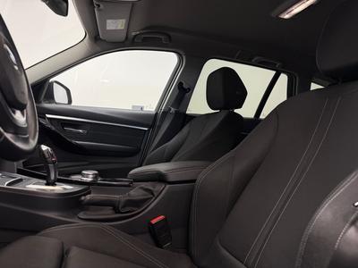 2018 BMW 330i xDrive Touring *Nav professional*Hifi*Se Spec 252hk – bild 22