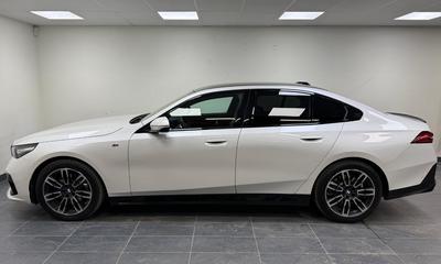 2024 BMW 520d xDrive Sedan M Sport*Pano*HuD*Läder*Se Spec* Euro 6 – bild 4