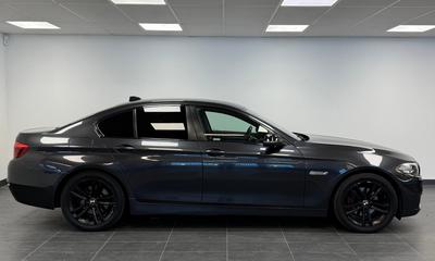 2014 BMW 520d LCI Sedan Steptronic · Läder · M-ratt · Dragkrok – bild 3