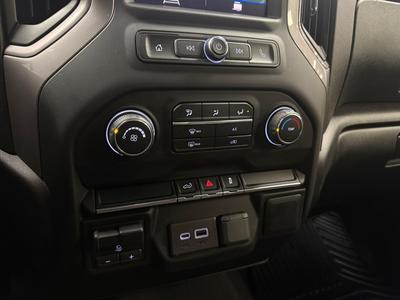 2021 Chevrolet Silverado 1500 Crew Cab 5.3 V8 4WD Hydra-Matic 6-Sits | Moms | – bild 16
