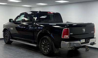 2014 Dodge Ram 1500 Crew Cab 3.0 V6 EcoDiesel 4x4 Laramie · Moms – bild 2