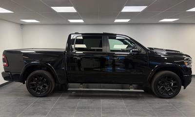 2019 Dodge Ram 1500 Crew Cab 5.7 V8 HEMI Laramie Night · Moms · Pano · H/K · 22" – bild 3