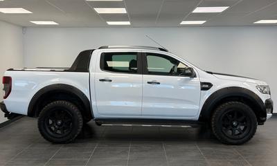 2018 Ford ranger 3.2 TDCi 4x4 Wildtrack*Moms*D-värm*Mudders*20"*Breddare – bild 3