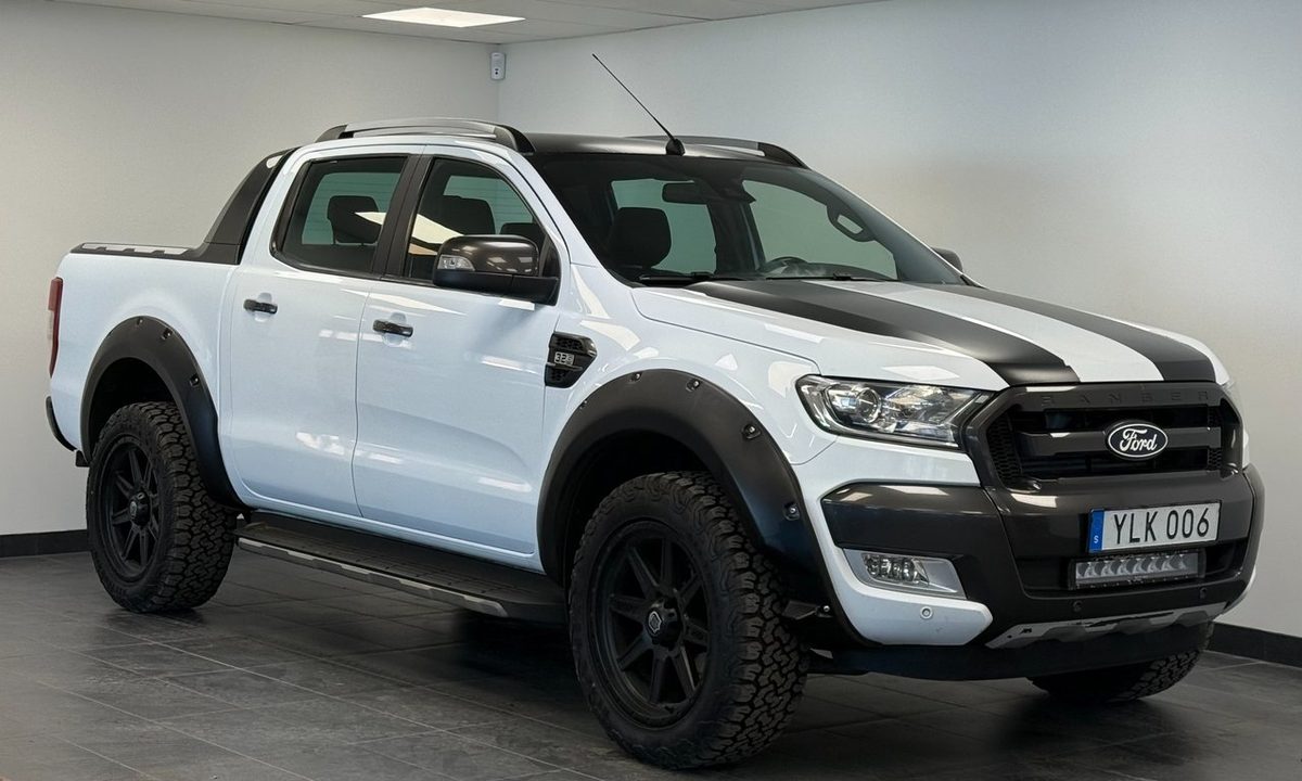 2018 Ford ranger 3.2 TDCi 4x4 Wildtrack*Moms*D-värm*Mudders*20"*Breddare