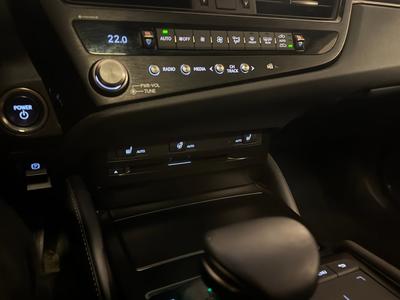 2022 Lexus ES 300h 2.5 E-CVT Limited Edt *Taklucka*Skinn*Navi*B-kam – bild 24
