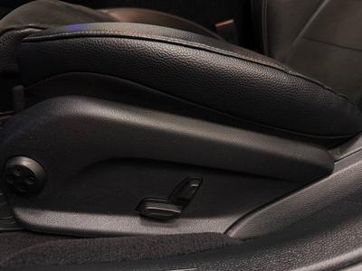 2018 Mercedes-Benz E220 d 220 d 4MATIC 9G-Tronic AMG Line Spec – bild 16