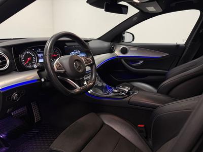 2018 Mercedes-Benz E220 d 220 d 4MATIC 9G-Tronic AMG Line Spec – bild 6