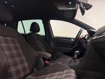 2015 Volkswagen Golf 5-door GTI Performance 2.0 TSI · Dynaudio · Pluspaket – bild 12