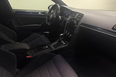 2017 Volkswagen Golf R 2.0 TSI Panorama Dynaudio Cockpit – bild 12