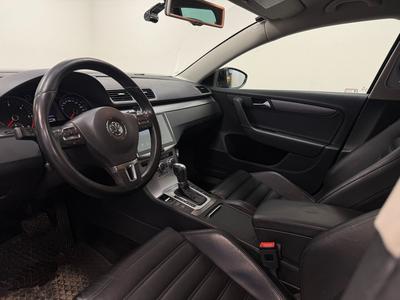 2013 Volkswagen Passat Variant 2.0 TDI 4M GT R-line *Skinn*Drag*Kamera – bild 6