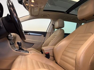 2012 Volkswagen Passat Variant 2.0 TDI 4Motion · Premium · Pano · Kamera · GT Euro 5 – bild 11