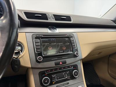 2012 Volkswagen Passat Variant 2.0 TDI 4Motion · Premium · Pano · Kamera · GT Euro 5 – bild 17