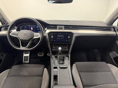 2024 Volkswagen Passat Alltrack 2.0 TDI DPF 4Motion Alltrack · moms · Cockpit · D-värm · S – bild 8