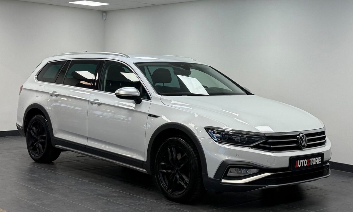 2024 Volkswagen Passat Alltrack 2.0 TDI DPF 4Motion Alltrack · moms · Cockpit · D-värm · S