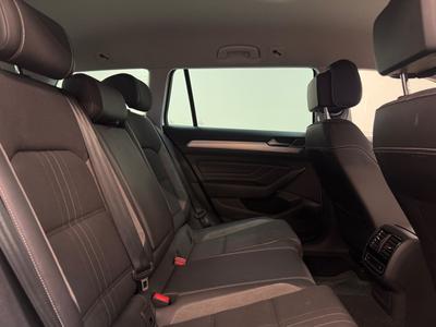 2024 Volkswagen Passat Alltrack 2.0 TDI DPF 4Motion Alltrack · moms · Cockpit · D-värm · S – bild 13