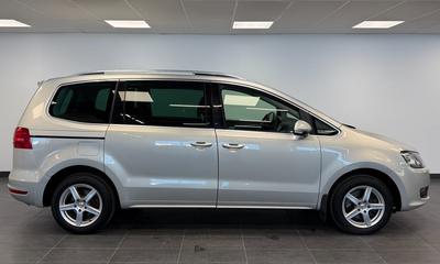 2012 Volkswagen Sharan 7-sits 2.0 TDI DPF 4M Masters*Pano*eldörrar*D-värm*Drag – bild 3