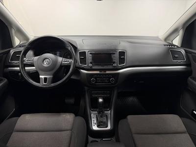 2012 Volkswagen Sharan 7-sits 2.0 TDI Masters · Pano · D-värm · Eldörrar · Nav – bild 9