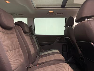 2012 Volkswagen Sharan 7-sits 2.0 TDI Masters · Pano · D-värm · Eldörrar · Nav – bild 12