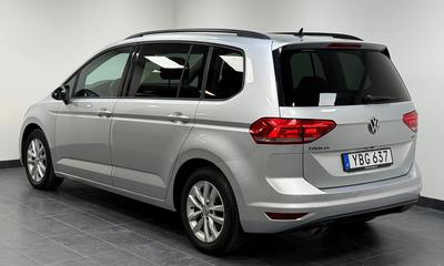 2016 Volkswagen Touran 7-seater 1.4 TSI BMT Base · värmare · Kamera – bild 2