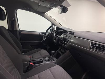2016 Volkswagen Touran 7-seater 1.4 TSI BMT Base · värmare · Kamera – bild 10