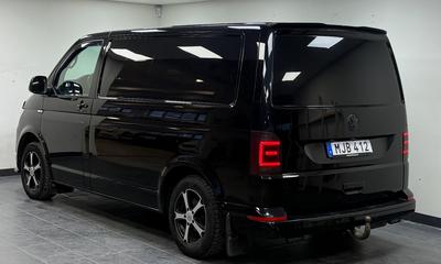 2017 Volkswagen Transporter 2.0 TDI *MOMS*LED-lyktor*Stylad*Discover pro*B-kamera* – bild 2