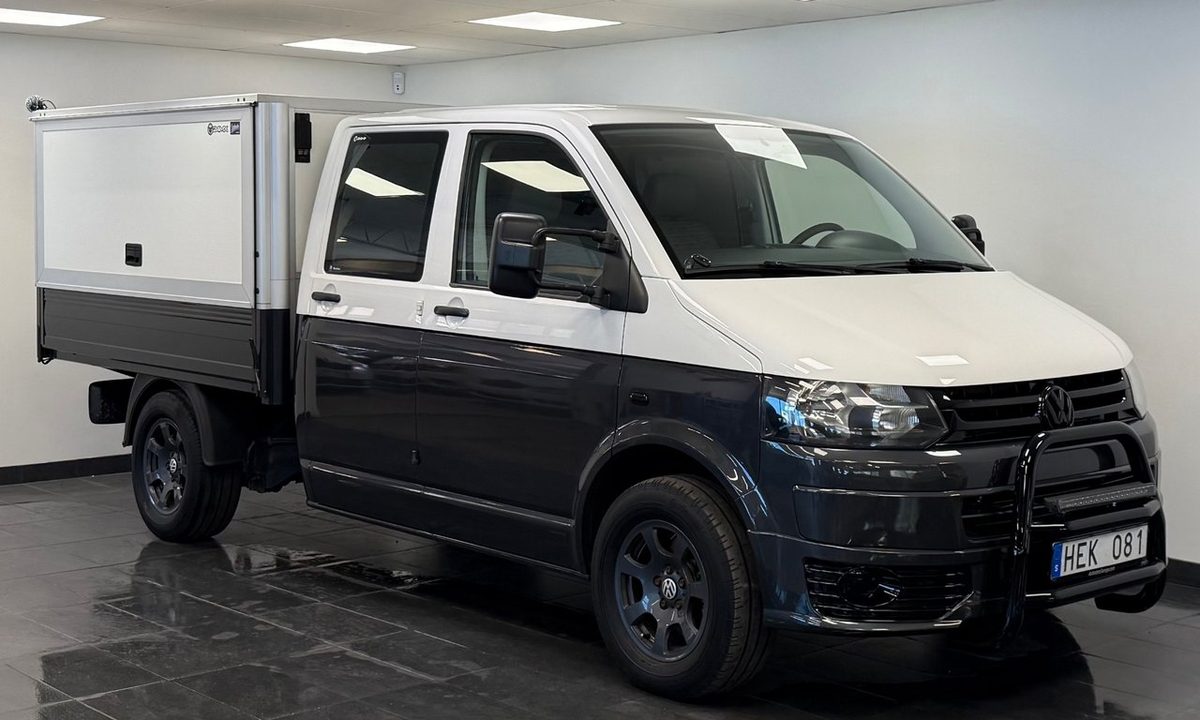 2014 Volkswagen Transporter Chassi Dubbelhytt skåp · D-värm · Påkostad