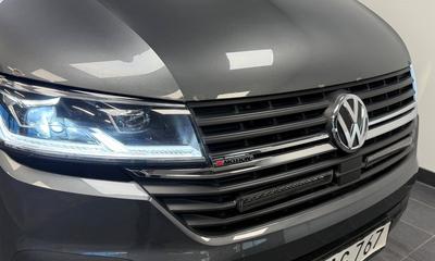 2021 Volkswagen Transporter Kombi 4M L2 · Cockpit · Diff · Eldörr · värmare · SN-inredning – bild 4