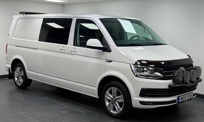2018 Volkswagen Transporter Kombi T32 2.0 TDI 4M · Moms · Q-pax · LED · Carplay · Nedla – bild 1
