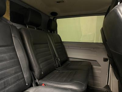 2017 Volkswagen Transporter TwinCab T32 2.0 TDI 4Motion Euro 6 – bild 11