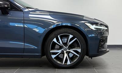 2020 Volvo V60 T8 Twin Engine AWD R-Design · Pano · Drag – bild 4