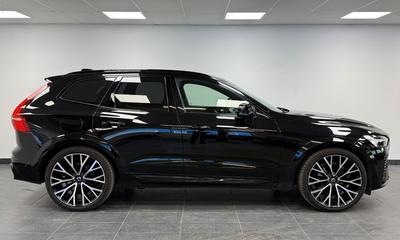 2022 Volvo XC60 Recharge T8 AWD R-Design Pro Edition III*Pano*B&W*Luft – bild 3
