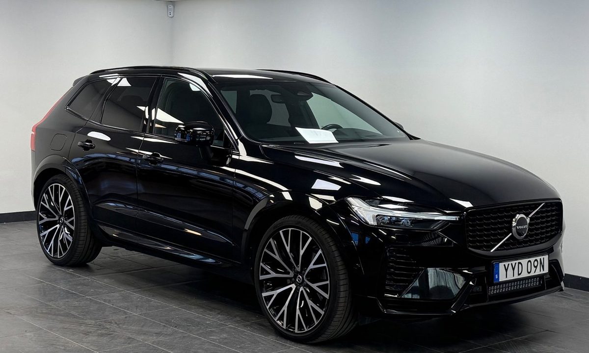 2022 Volvo XC60 Recharge T8 AWD R-Design Pro Edition III*Pano*B&W*Luft